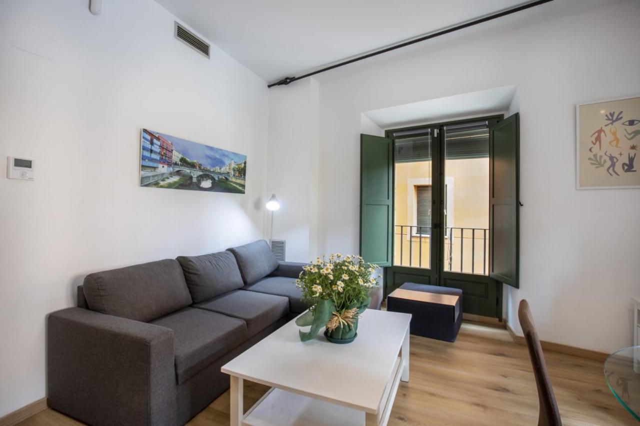 Apartament Al Cor Del Barri Vell De Girona Dış mekan fotoğraf