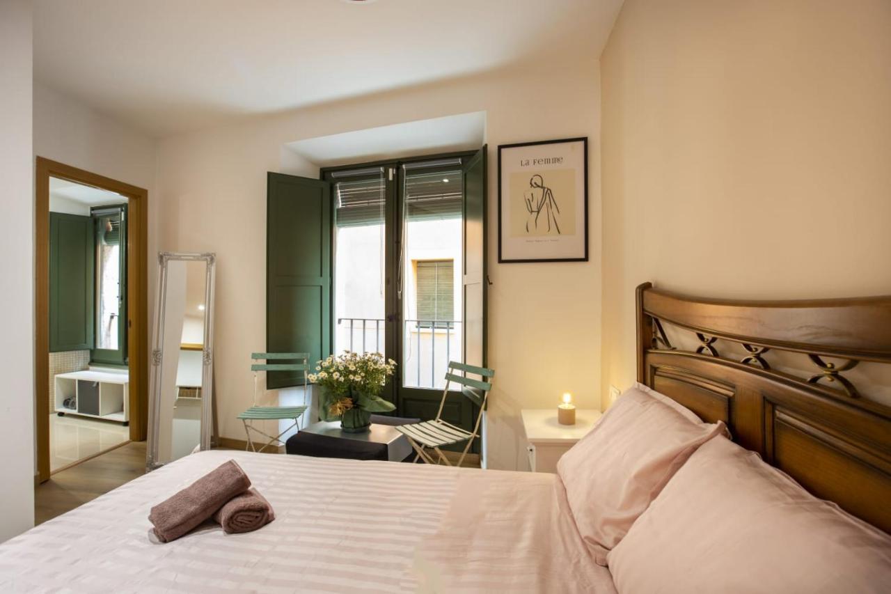 Apartament Al Cor Del Barri Vell De Girona Dış mekan fotoğraf