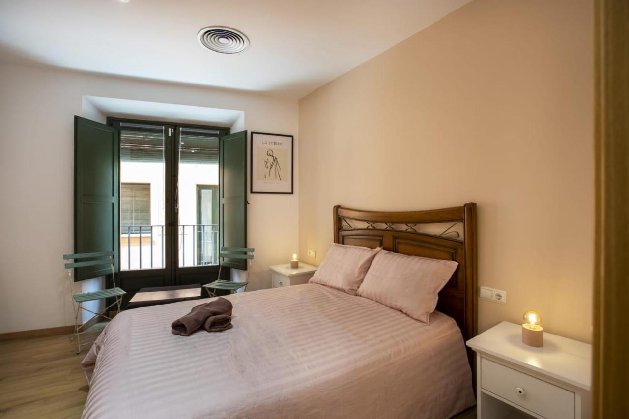 Apartament Al Cor Del Barri Vell De Girona Dış mekan fotoğraf